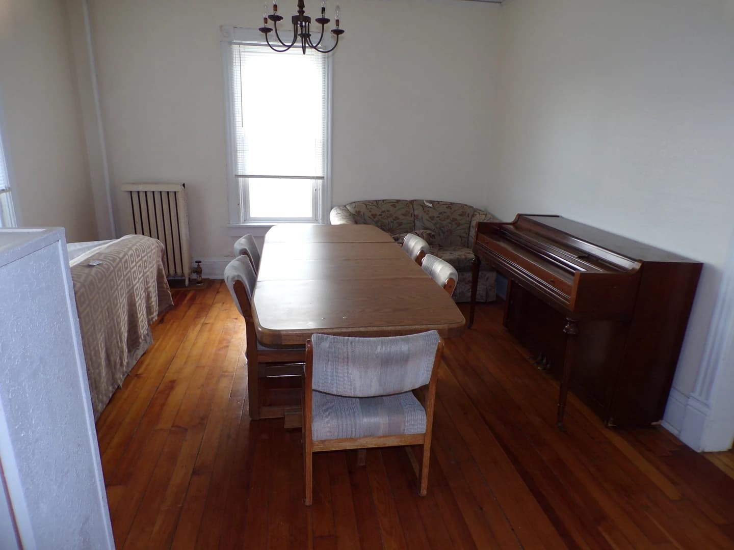 1129 E. Houghton thumbnail 3