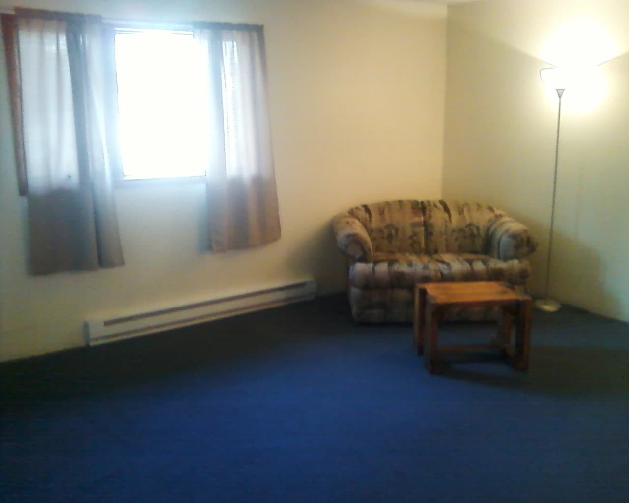 Lakeshore Apartments thumbnail 6