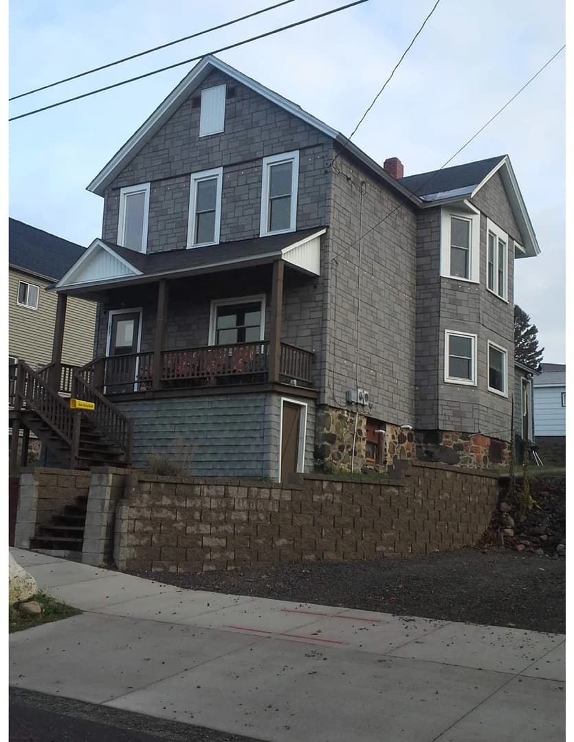 1007 Elm
